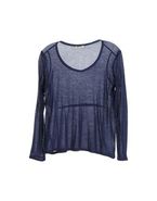 Long sleeve t-shirts - Item 37450722