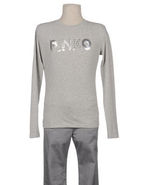 Long sleeve t-shirts - Item 37404924